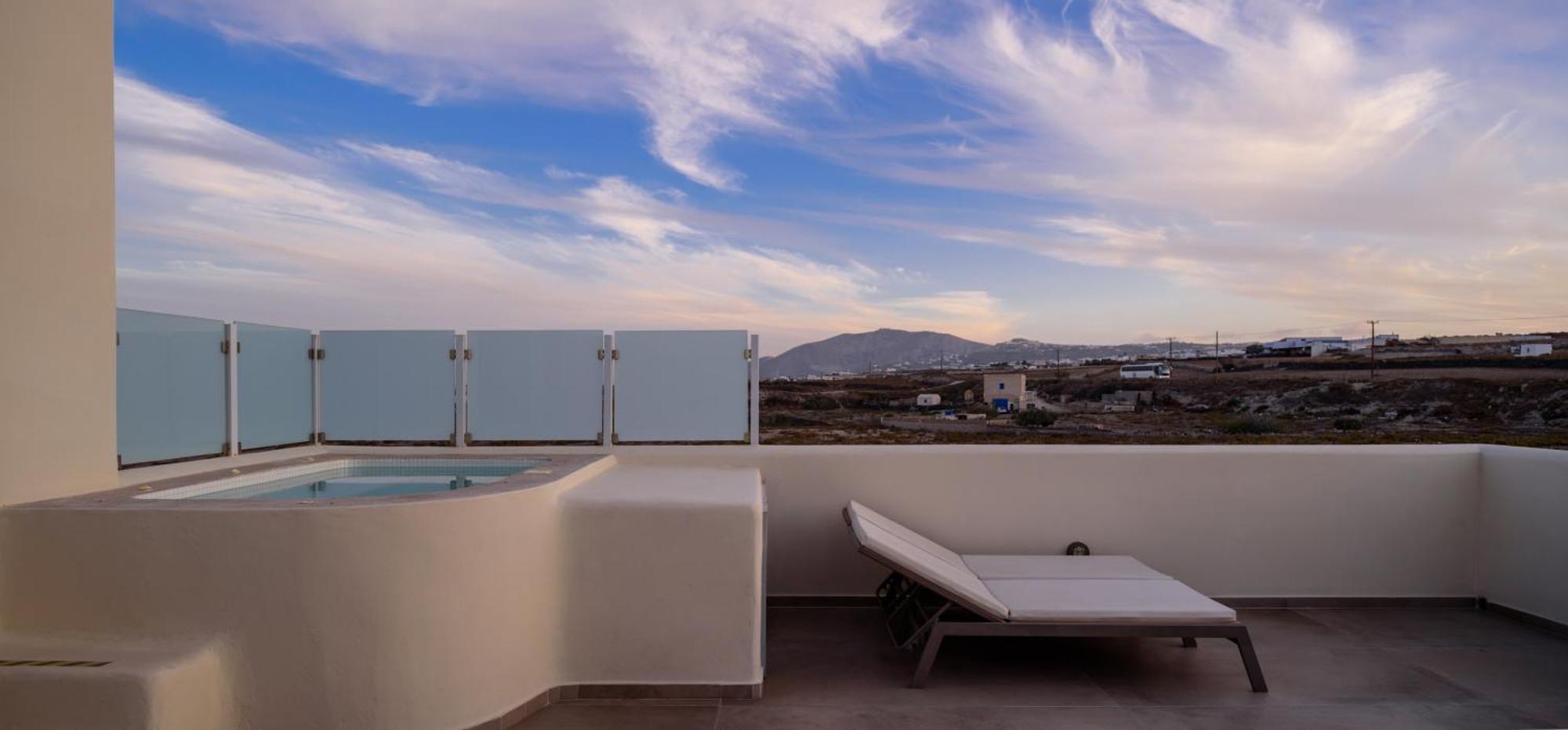 Loft Suite with Outdoor Hot Tub