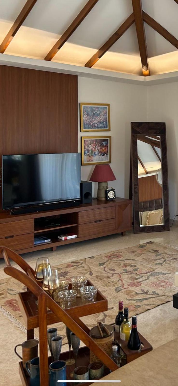 Villa with Private Pool,1569158765:JPEG