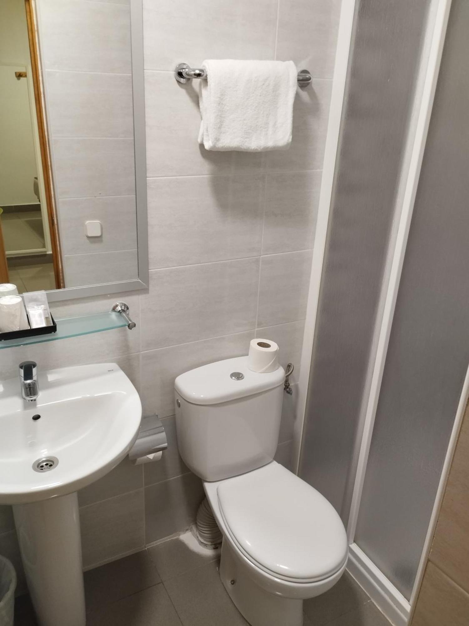 Economy Single Room