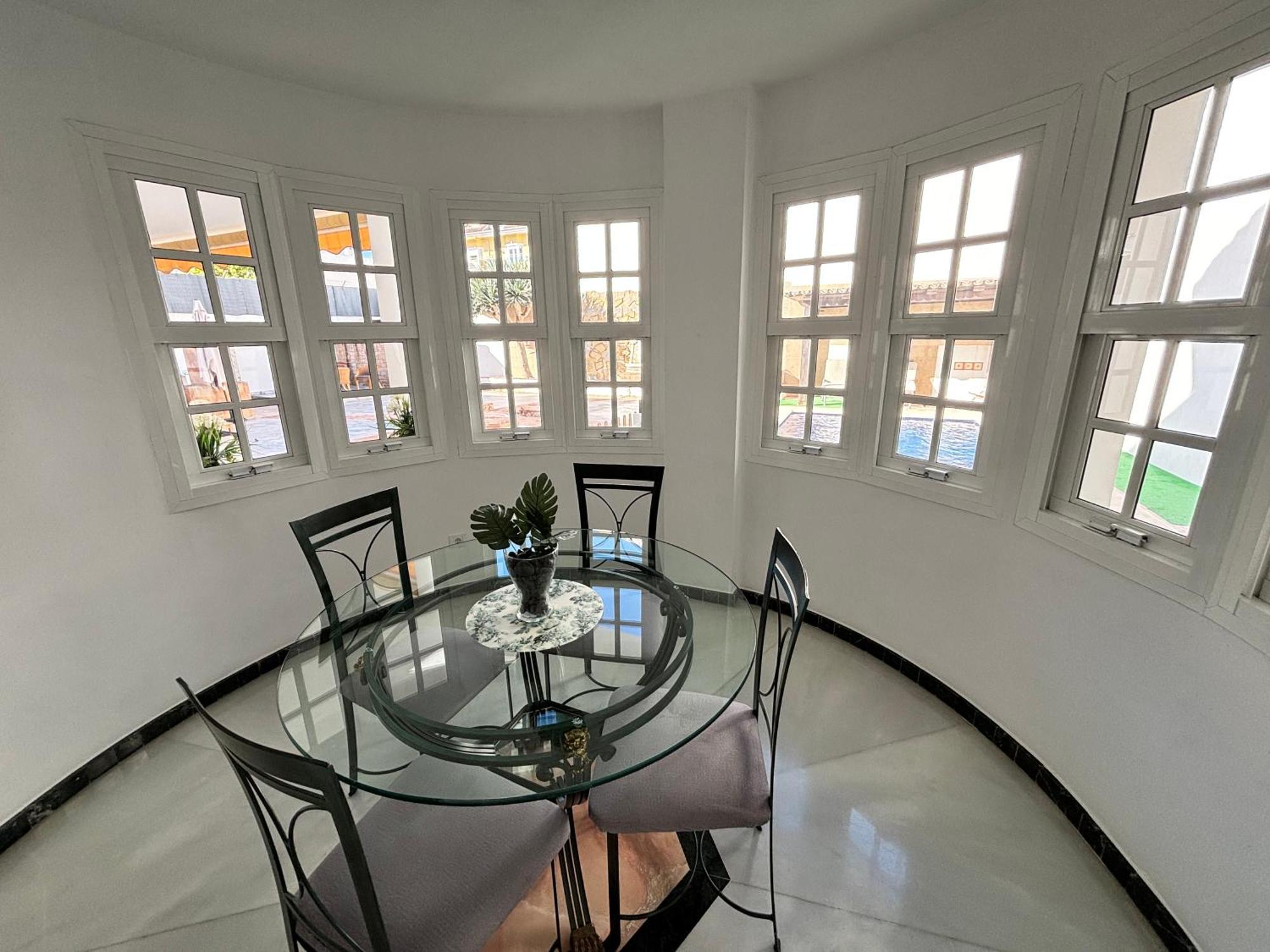 Deluxe Villa
