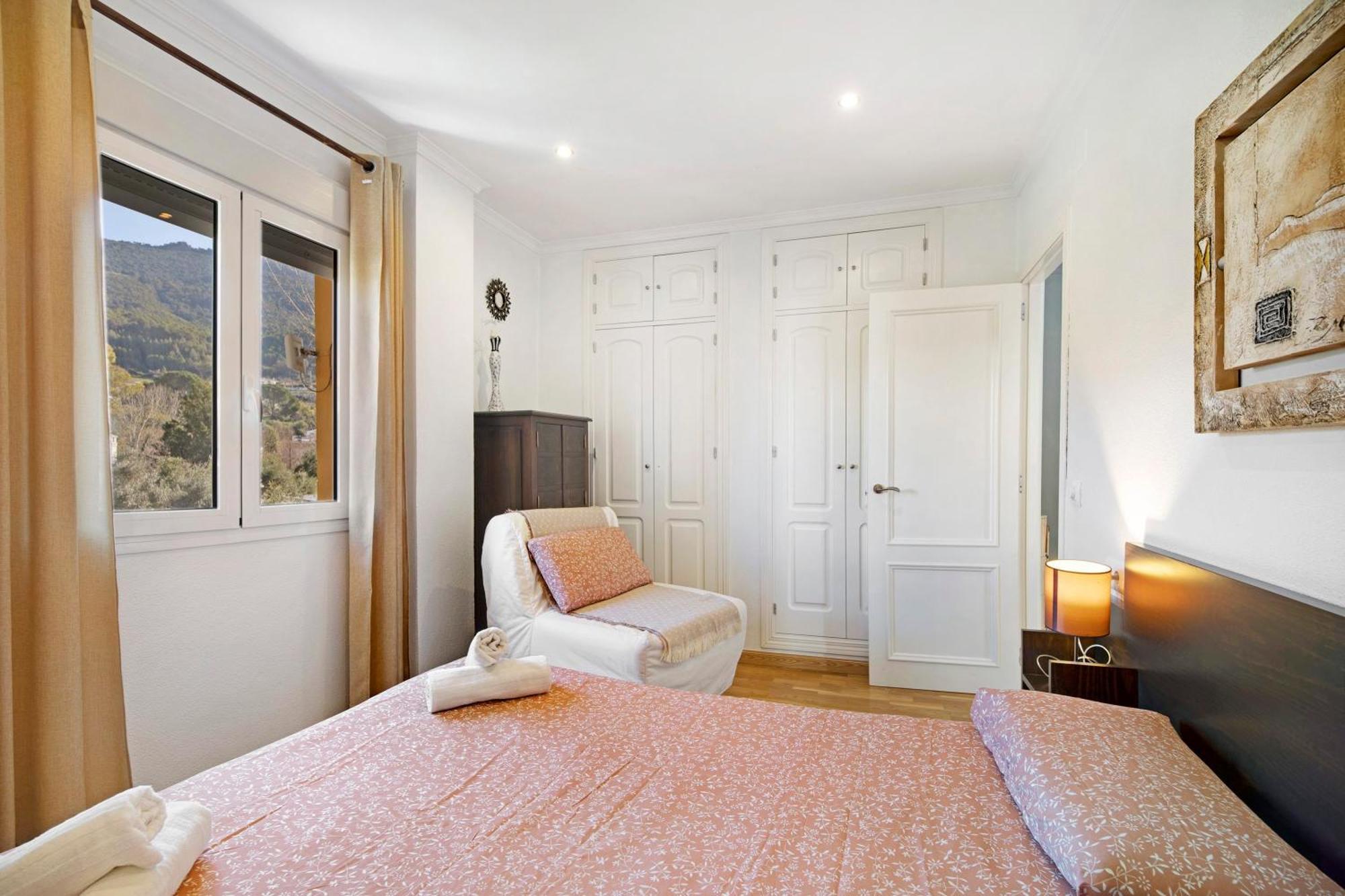 Two-Bedroom Apartment Mountain View