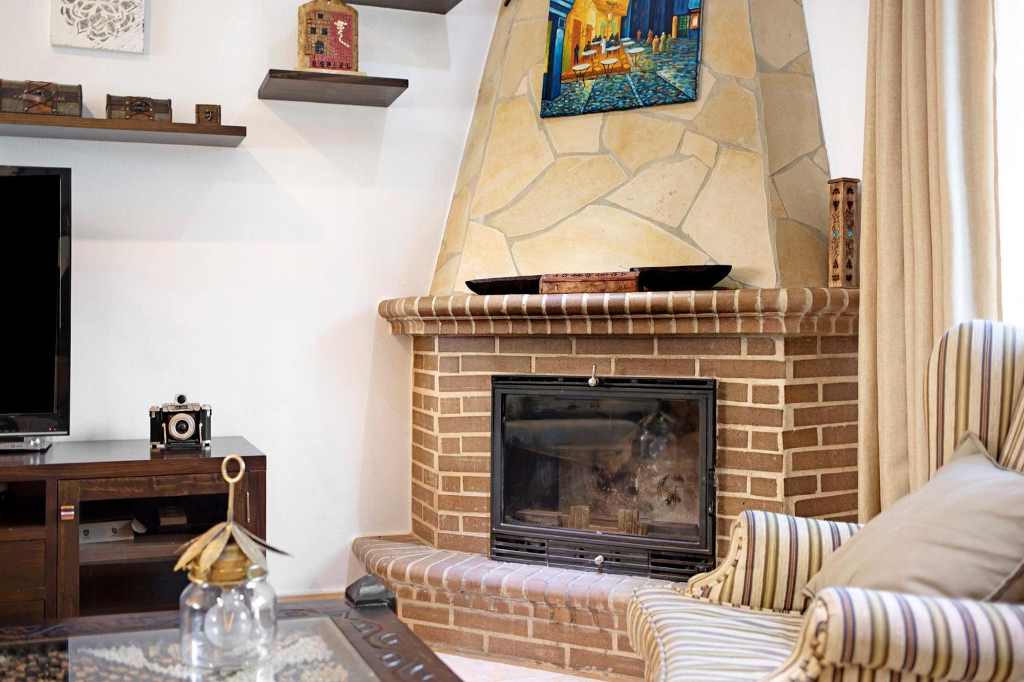 Two-Bedroom Apartment Mountain View