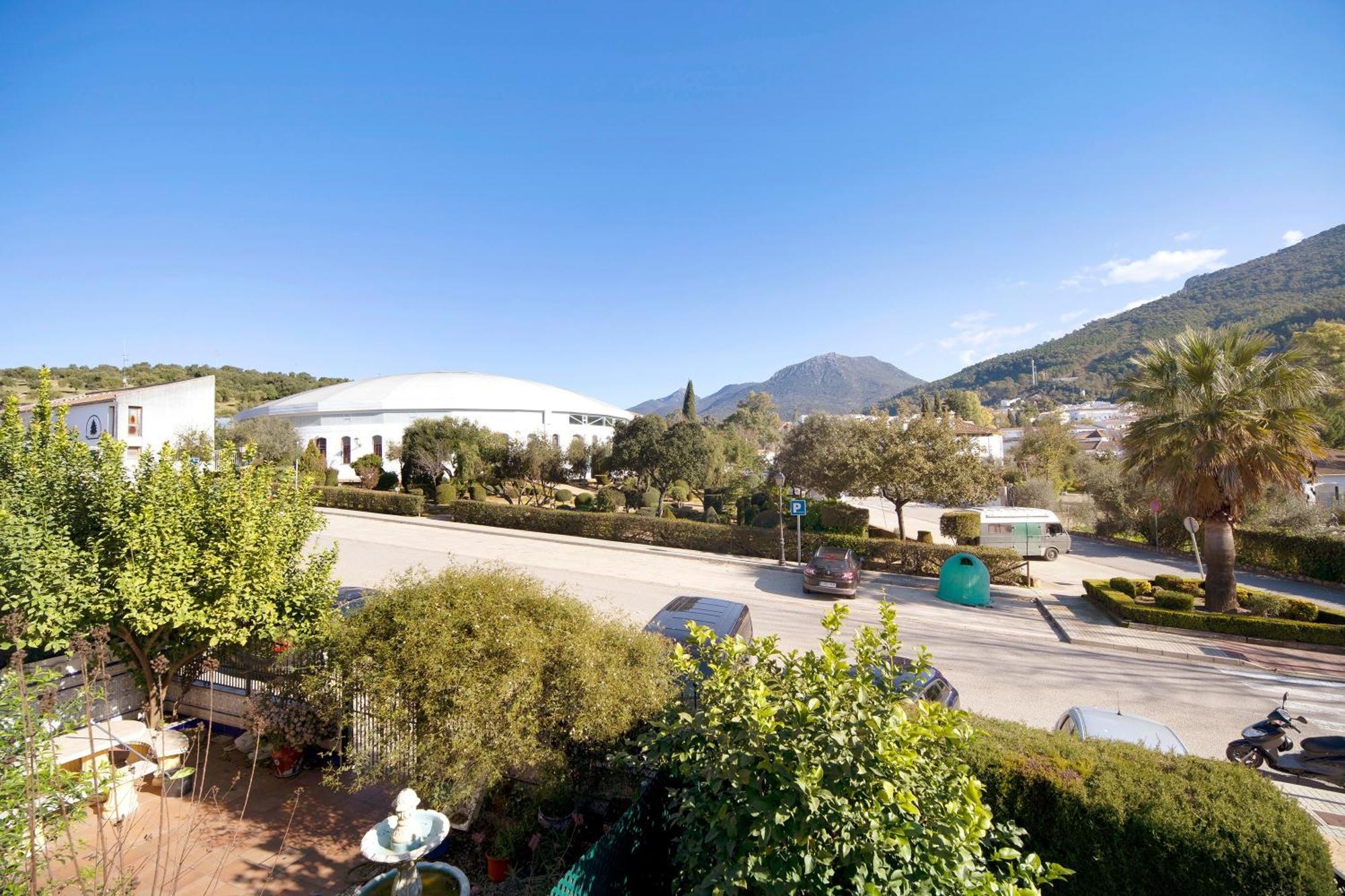 Two-Bedroom Apartment Mountain View