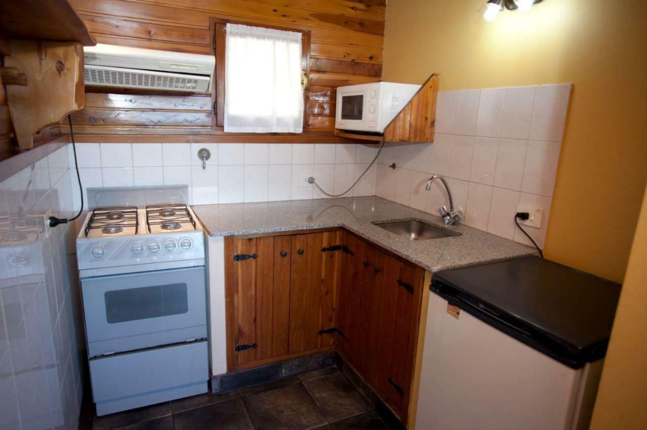 Two-Bedroom Bungalow,893309149:JPEG