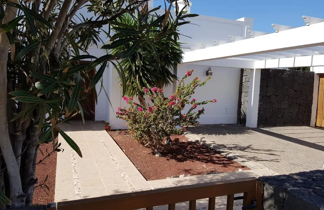 Villa Papagayo-1