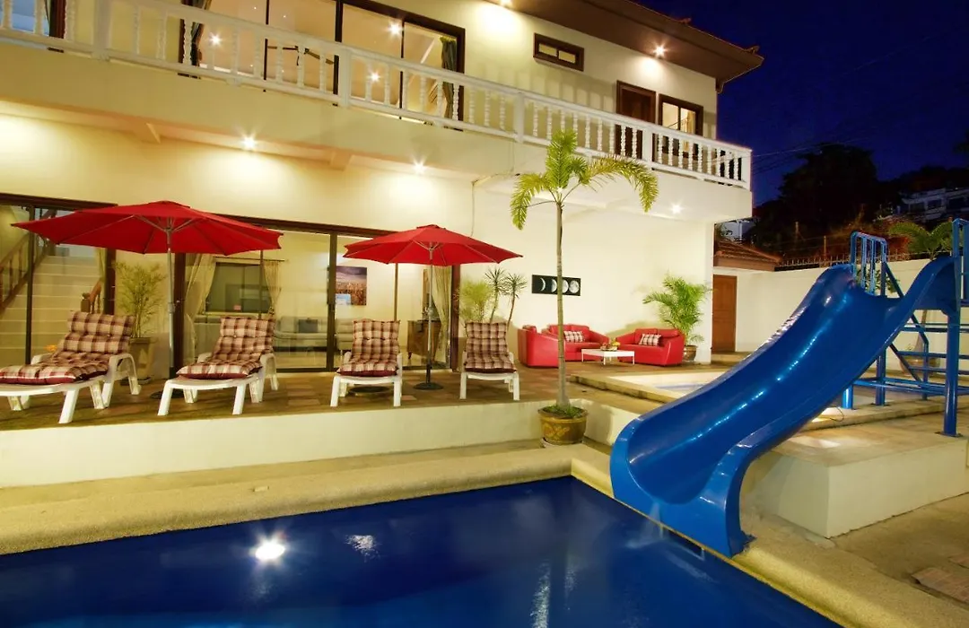 Avoca Pool Villas-1