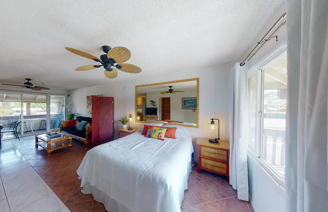Kona Shores-1
