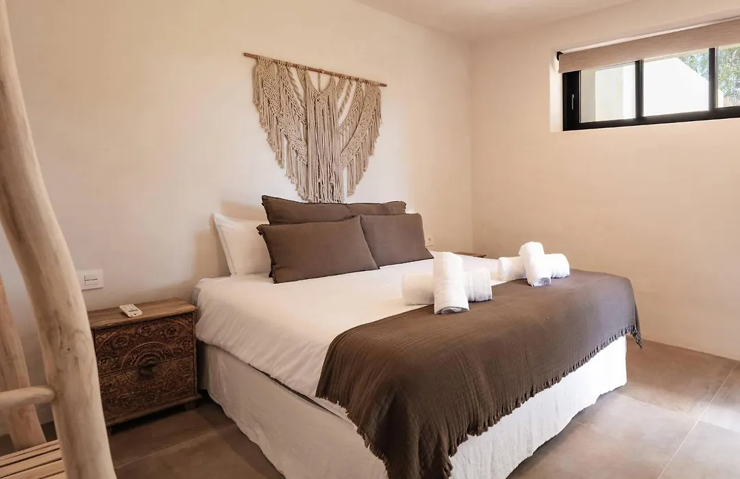 Villa Jade-1