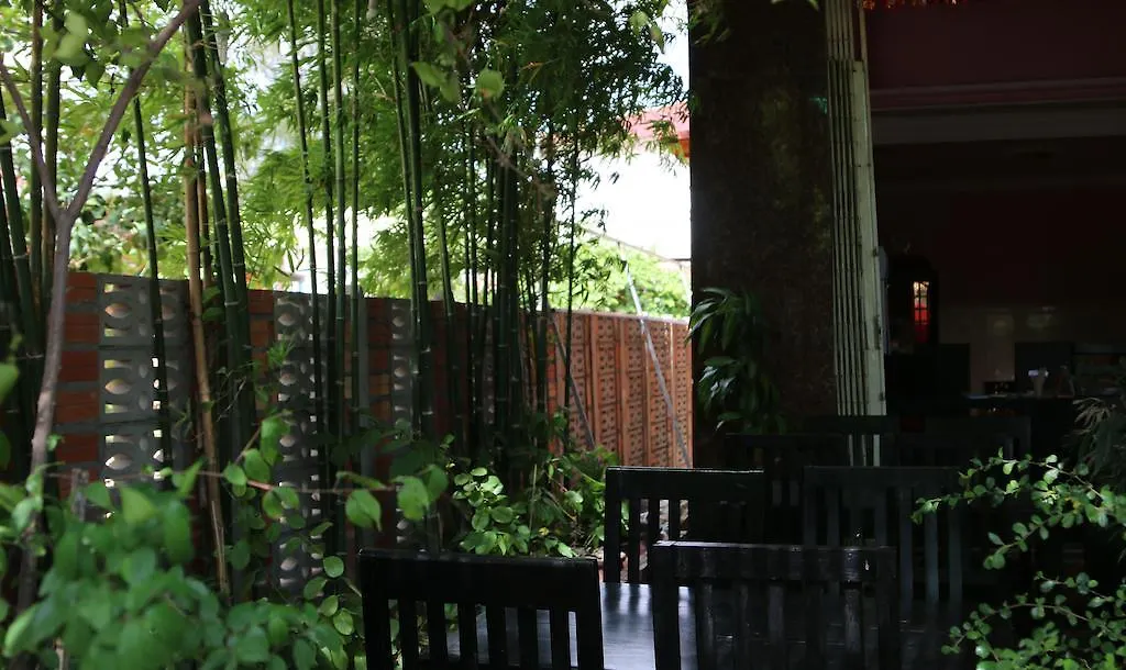 Surmetta Inn-1