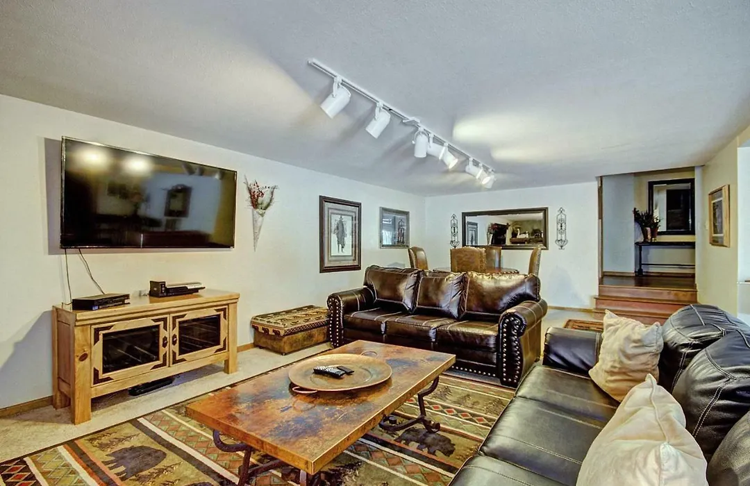 Gold King Lodge-1