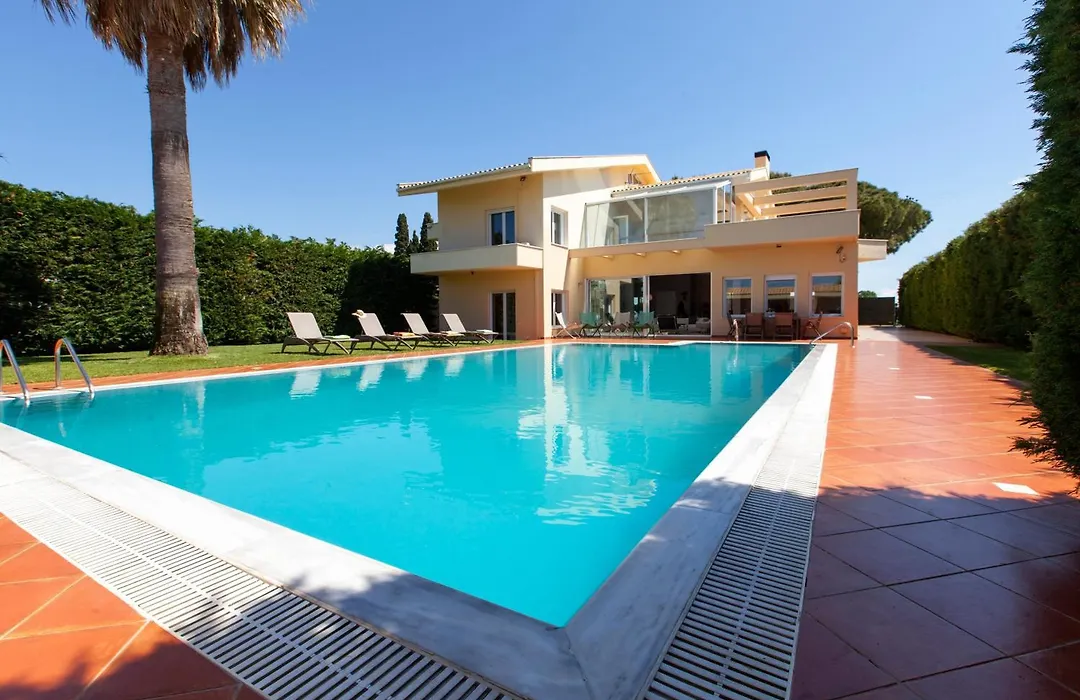Vila Nikopolis-1