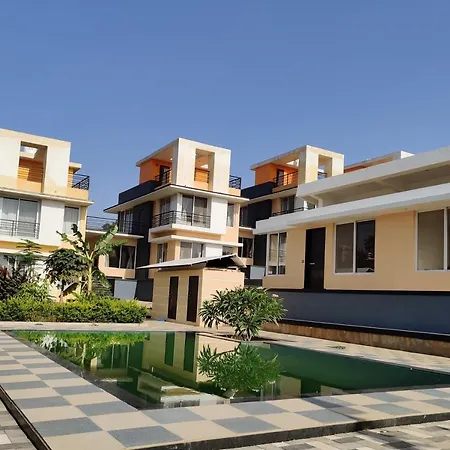 Royal Meadows - Igatpuri Bungalow B-2
