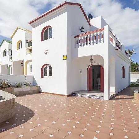 Galera Beach Boutique Art Villas With Private Pools, Free Wifi & Bbq, Corralejo By Amazzzing Travel-2