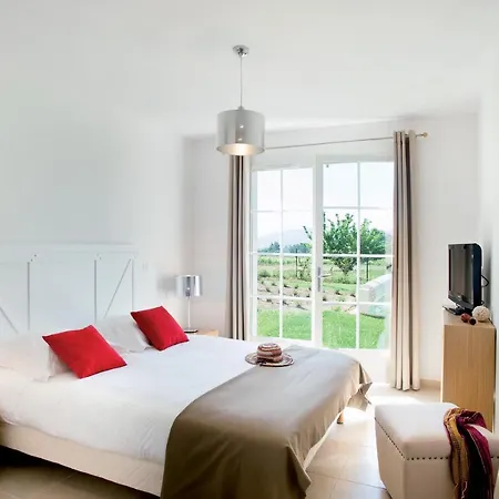 Lagrange Vacances Estivel - Le Clos Savornin-3
