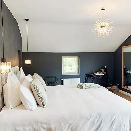 Cha Cha de Loup-B&B-Vakantiewoning met verwarmd binnenzwembad en groot zonneterras in de Ardennen-3
