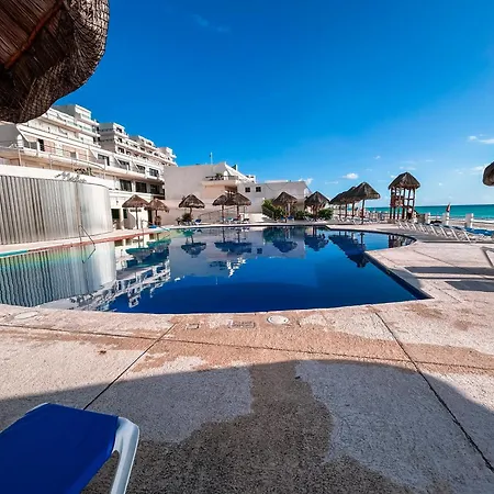 Villas Marlin Ocean Front-3