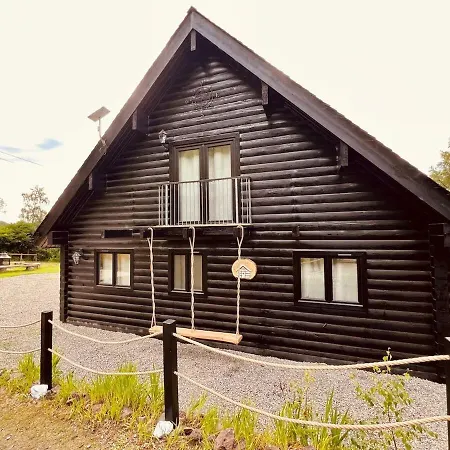 Lodges On Loch Ness-2