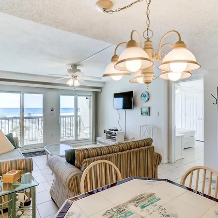 Pinnacle Port Condos-3