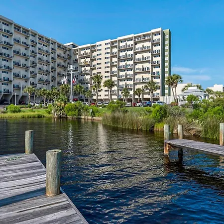 Pinnacle Port Condos-2