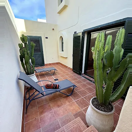 Olympia House Lovely, Close To Town And Beaches With Private Pool & Fast Wifi-3