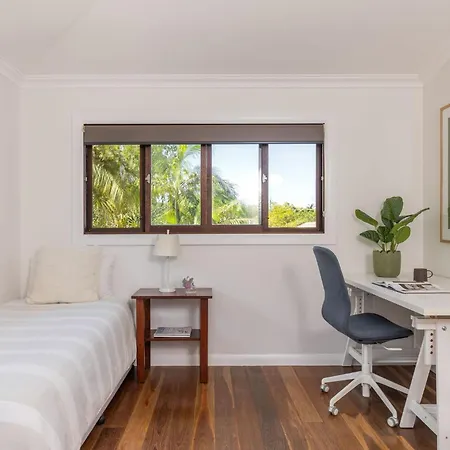 Away Guesthouse- Away On Shirley Lane-2