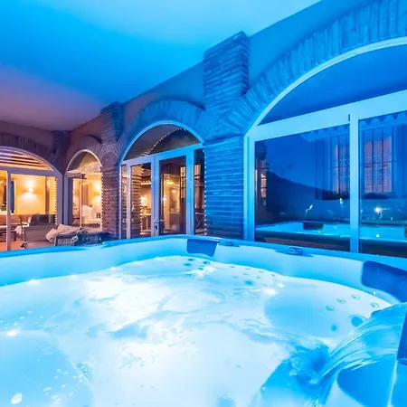 Villa Buenavista Malaga - Sea View, Private Heated Pool, Spa, 5 Bedrooms-3