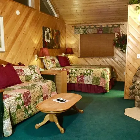 Giant Oaks Lodge-2