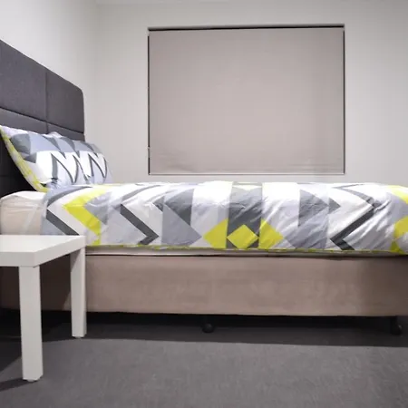 Perth Urban Lodge-2