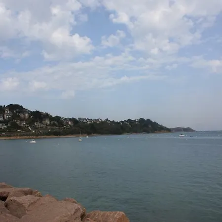 Les Studios de la Côte Roz - Voyageur Solo - Vue Mer-3