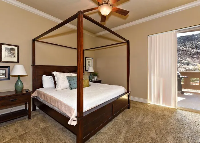 Vacation homes Coral Springs Resort