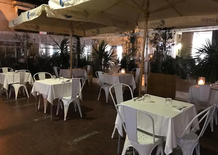 Acquapazza Restaurant & Room