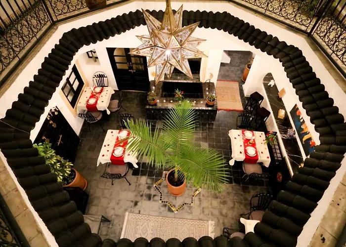 Hotel pres du College: La Voûte Étoilée