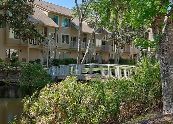 Walk To Hilton Head Island Beach: Villa W/ Balcony