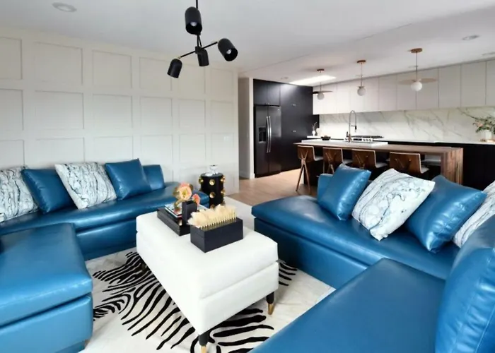 Luxury Cardiff By-The-Sea Ocean View Penthouse