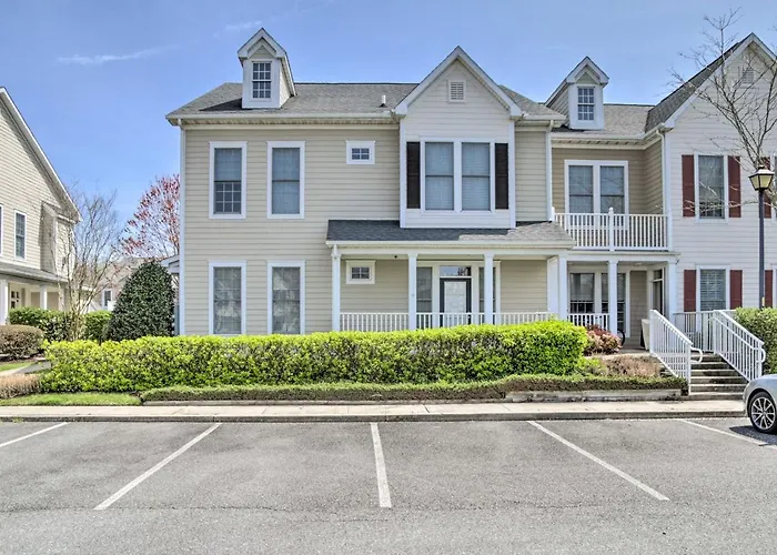4 Mi To Bethany Beach: Sunny Escape W/ Porches!