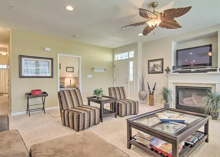 4 Mi To Bethany Beach: Sunny Escape W/ Porches!