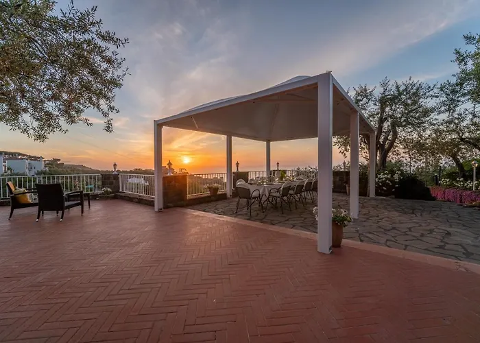 Villa Carolina Sorrento Private Heated Pool And Sea View