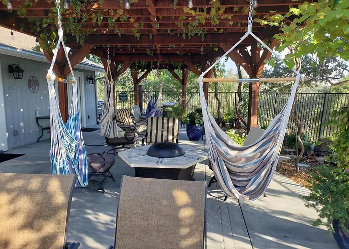 Yosemite Foothill Retreat - Private Guest Suite #2