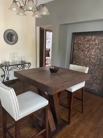 Clean, Spacious, Inexpensive Queen Br