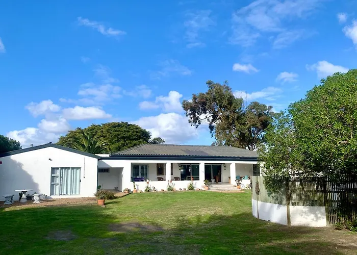 Always Summer Guesthouse