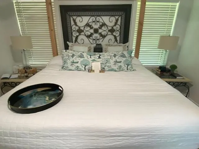 The White Cottage