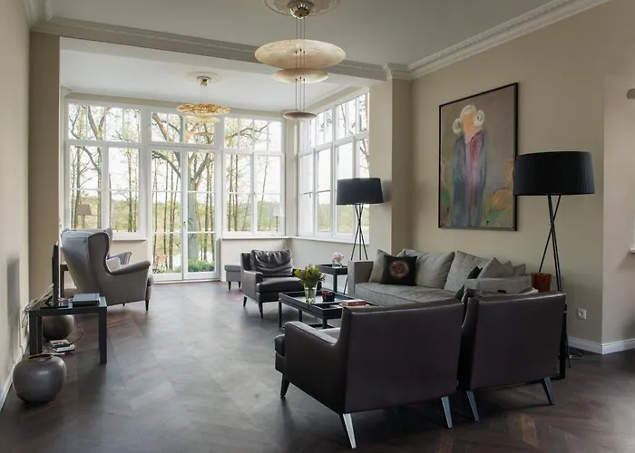Herrenhaus Roeddelin Mit Privater Badestelle