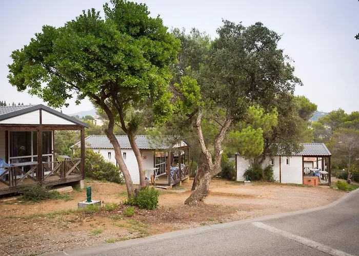  Le Parc Des Chênes (by Popinns)