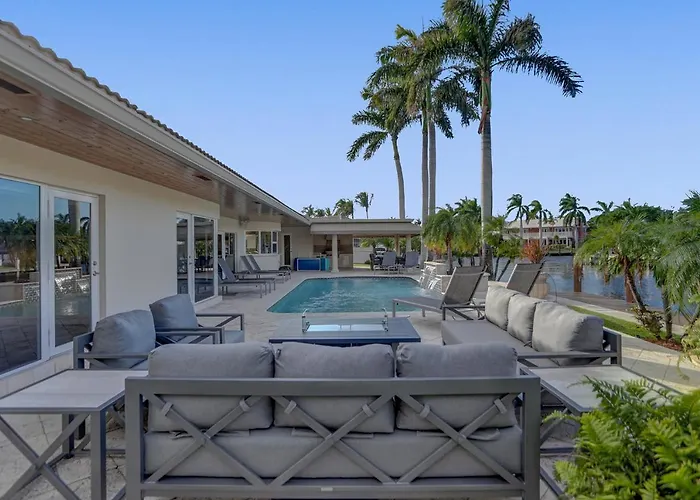 Palms By The Sea Villa