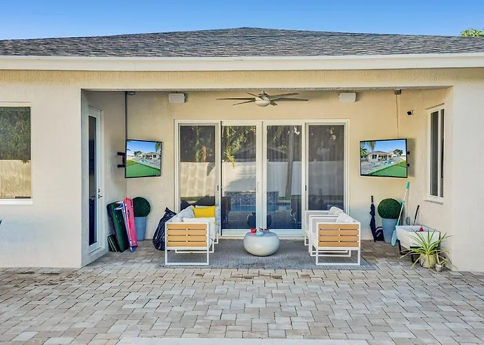 Mimosa Sunrise Villa