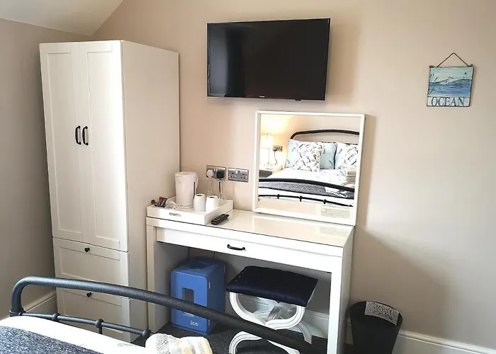 Ivy Bank Guest House, Tenby