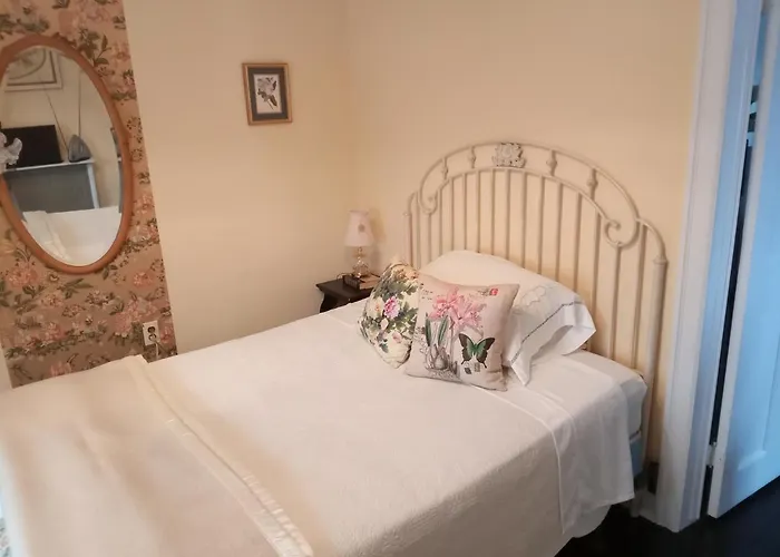 The Guest House At The Regina House Tea Room