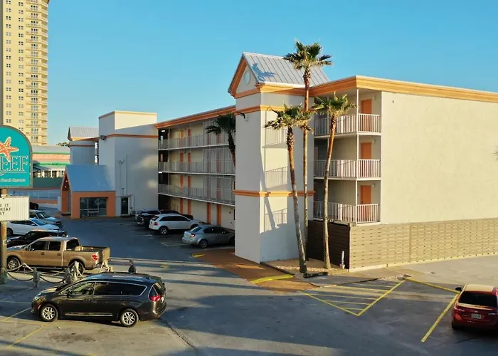 3 star hotels Reef At Seahaven Beach Resorts