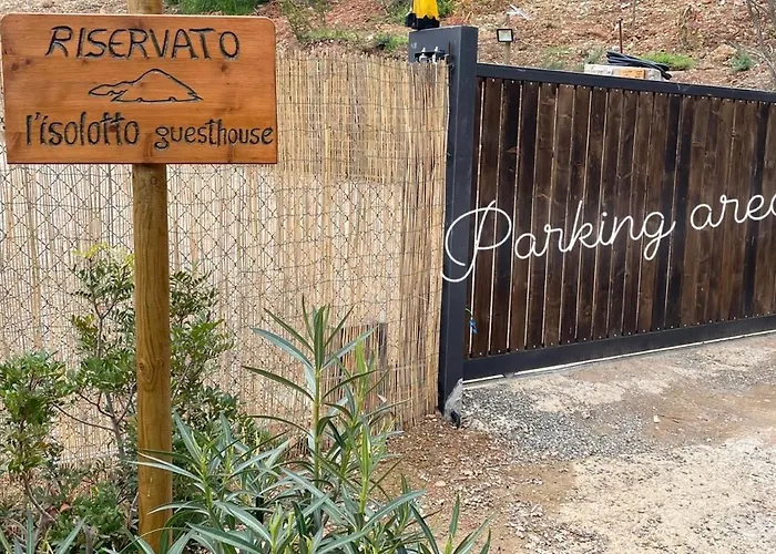 Isolotto Guest House