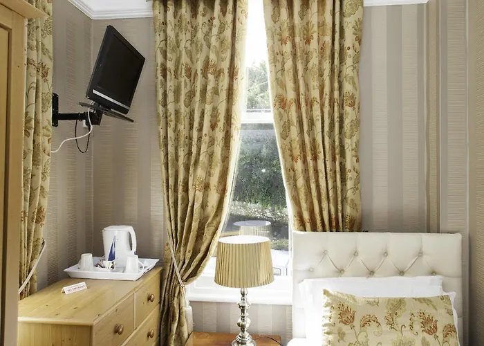 Elmington House- Adults Only